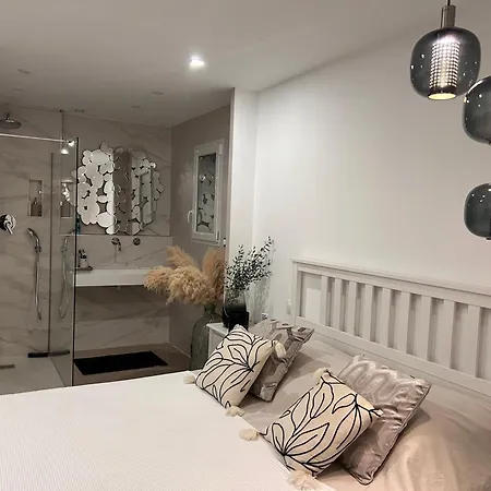 Moderne Avec Piscine Bali Et Jacuzzi