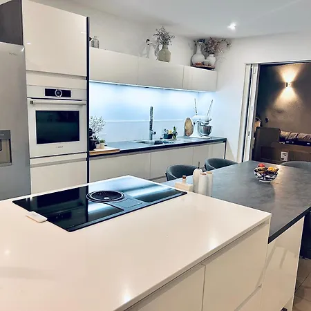 Moderne Avec Piscine Bali Et Jacuzzi *